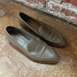 Everlane Modern Pointed Almond Toe Loafer in Olive Green Leather